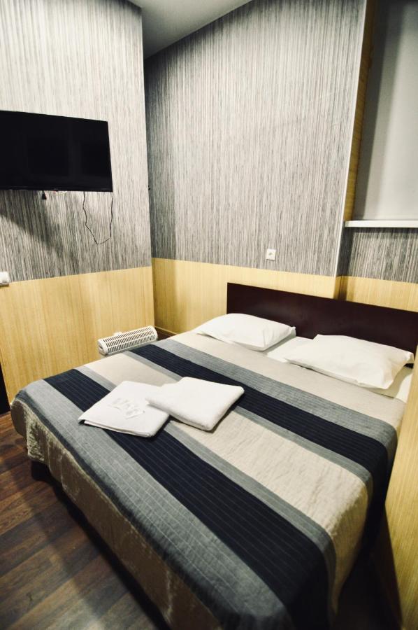 Uno Apart Hotel Kiev Eksteriør bilde